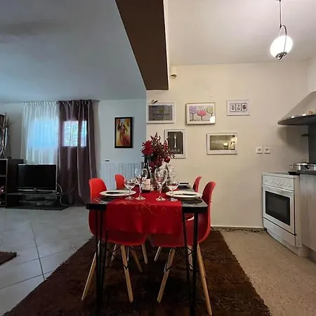 Trikala Home 아파트 *